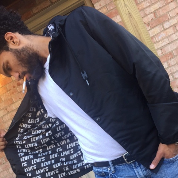 Limited edition Levi’s Fall season jacket ‼️🤘🏽😻 - Picture 1 of 7